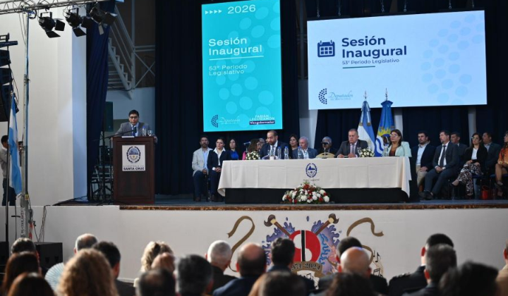 Viviendas, rutas y maquinaria: la hoja de ruta en obra pública