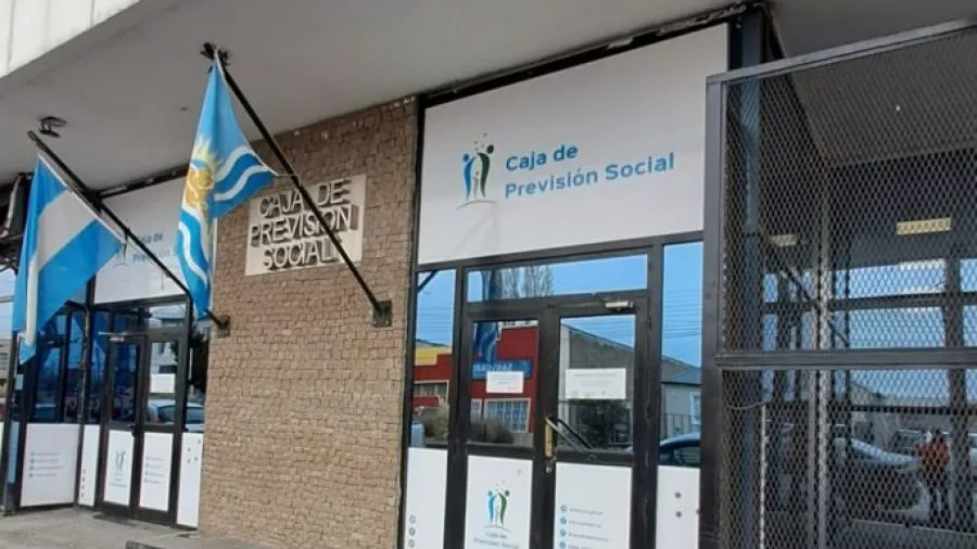 Más de 111 mil millones de pesos la deuda de municipios y comisiones de fomento con la Caja de Previ