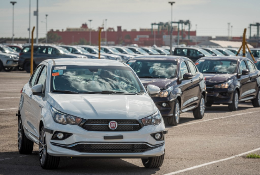 “Mes complejo”: la venta de autos 0km se derrumbó en febrero a nivel mensual e interanual