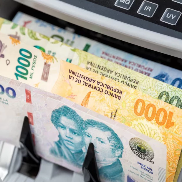 Ministro de Santa Cruz por aumento salarial: "No podemos dar lo que no tenemos", Economía "con la úl