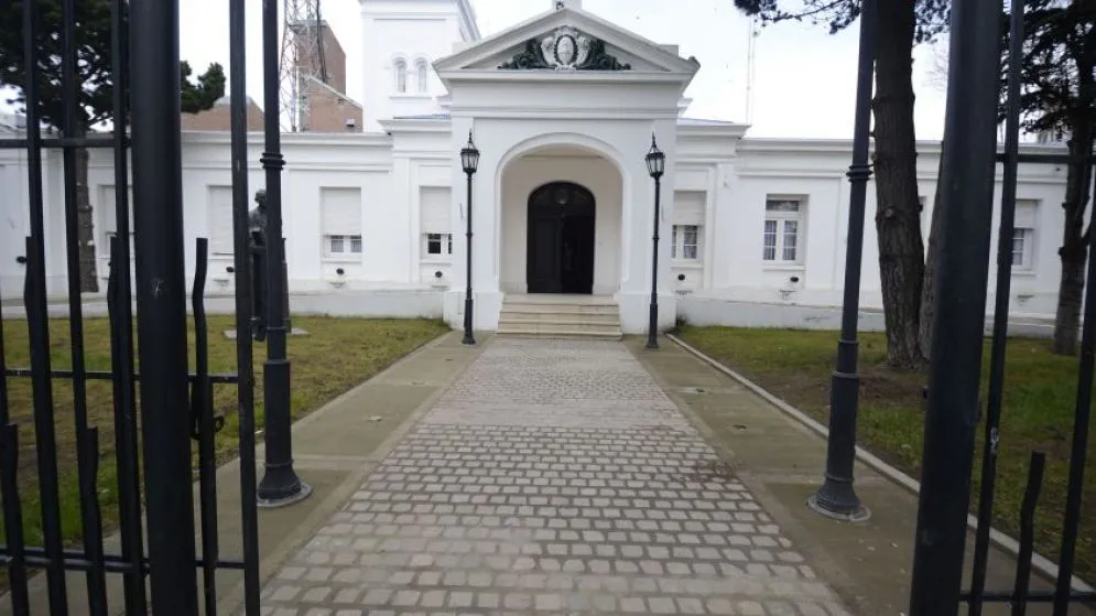 Gobierno de Santa Cruz solicita autorización para emitir deuda por US$ 600 millones