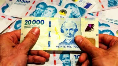 Todos esperan el llamado a paritarias en Santa Cruz: la probable fecha informada a dos sectores y ad