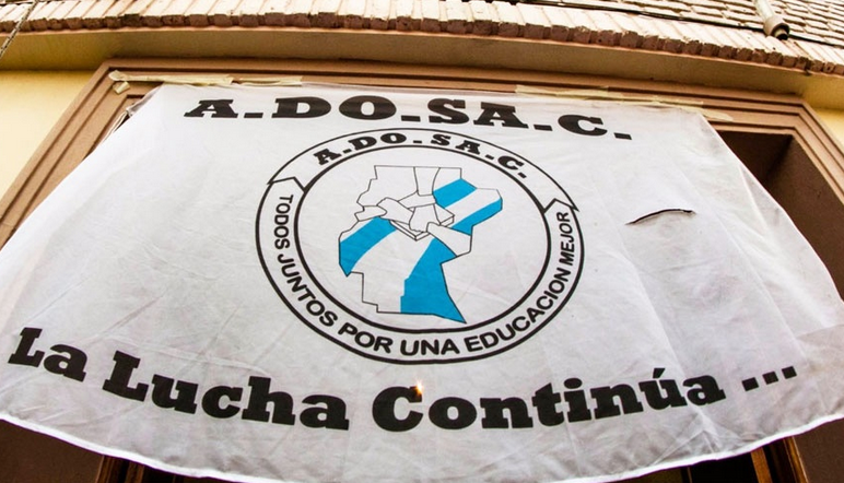 Docentes de Santa Cruz convocan a un paro de 72 horas y profundizan sus reclamos