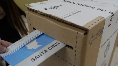 El proyecto de reforma electoral presentado en Santa Cruz: cómo propone votar, elecciones unificadas