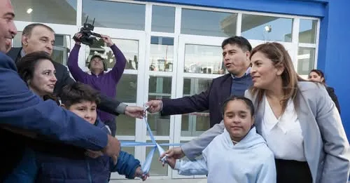 RECUPERACIÓN HISTÓRICA: INAUGURARON EL NUEVO EDIFICIO DE LA ESCUELA PRIMARIA N°85 DE PICO TRUNCADO