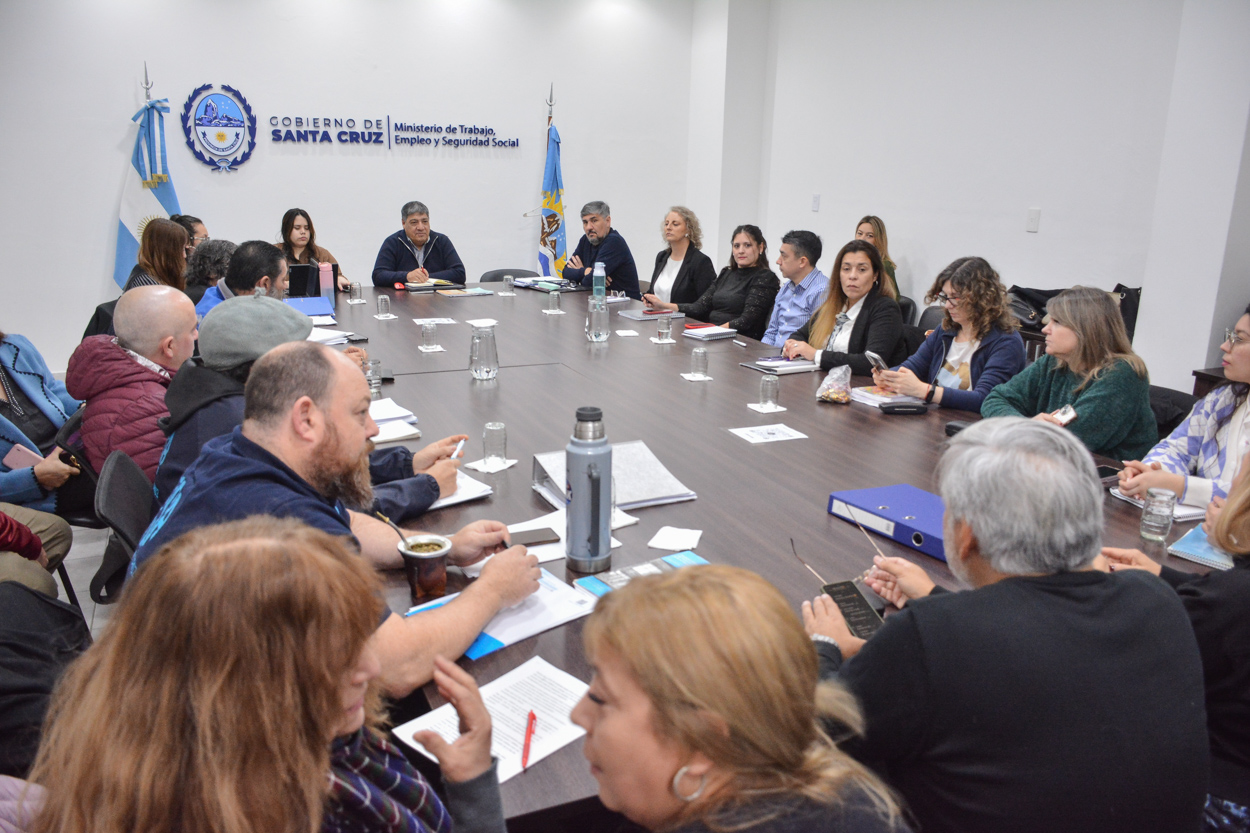 Cuarto intermedio hasta el 26 Paritaria de Salud: El Gobierno ofreció el mismo porcentaje que a los