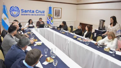 APORTES JUBILATORIOS Tras el fallo del TSJ, que decidieron intendentes y el Gobierno de Santa Cruz s