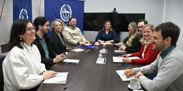Política Sanitaria Lorena Ross reunió a su gabinete para evaluar las acciones en este segundo semestre